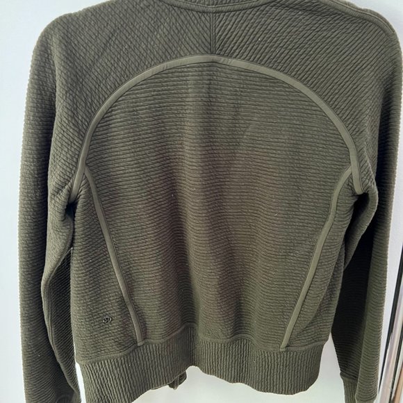 Lululemon On Repeat Bomber (Size 4 Dark Olive) - Picture 6 of 6